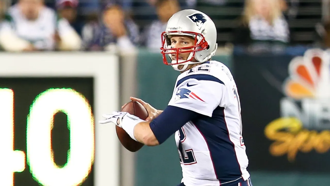 Ex-NFL Star Tom Brady Returns to Crypto With Investment in AI Startup
