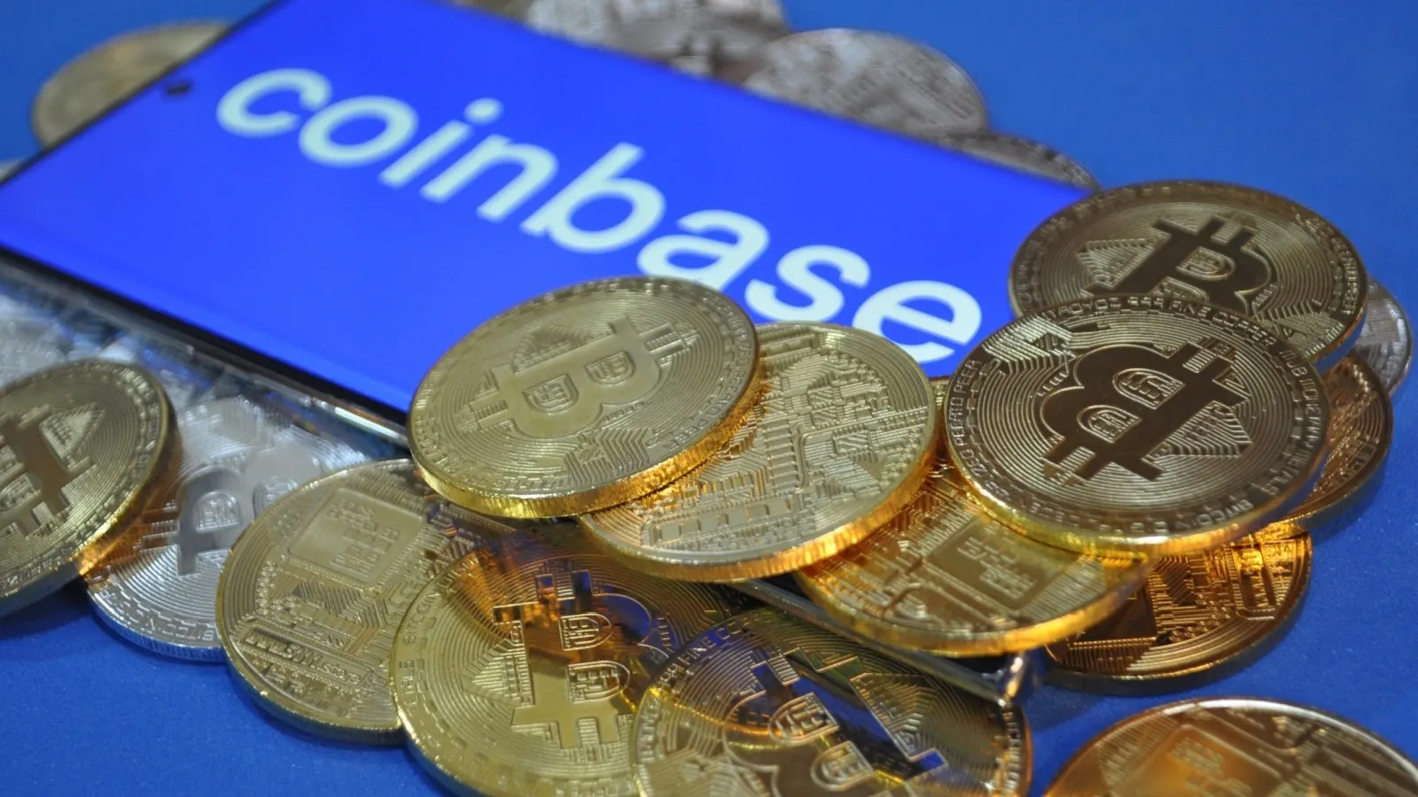 Cathie Wood 的 ARK Invest 在比特币暴跌之际抛售更多 Coinbase 股票