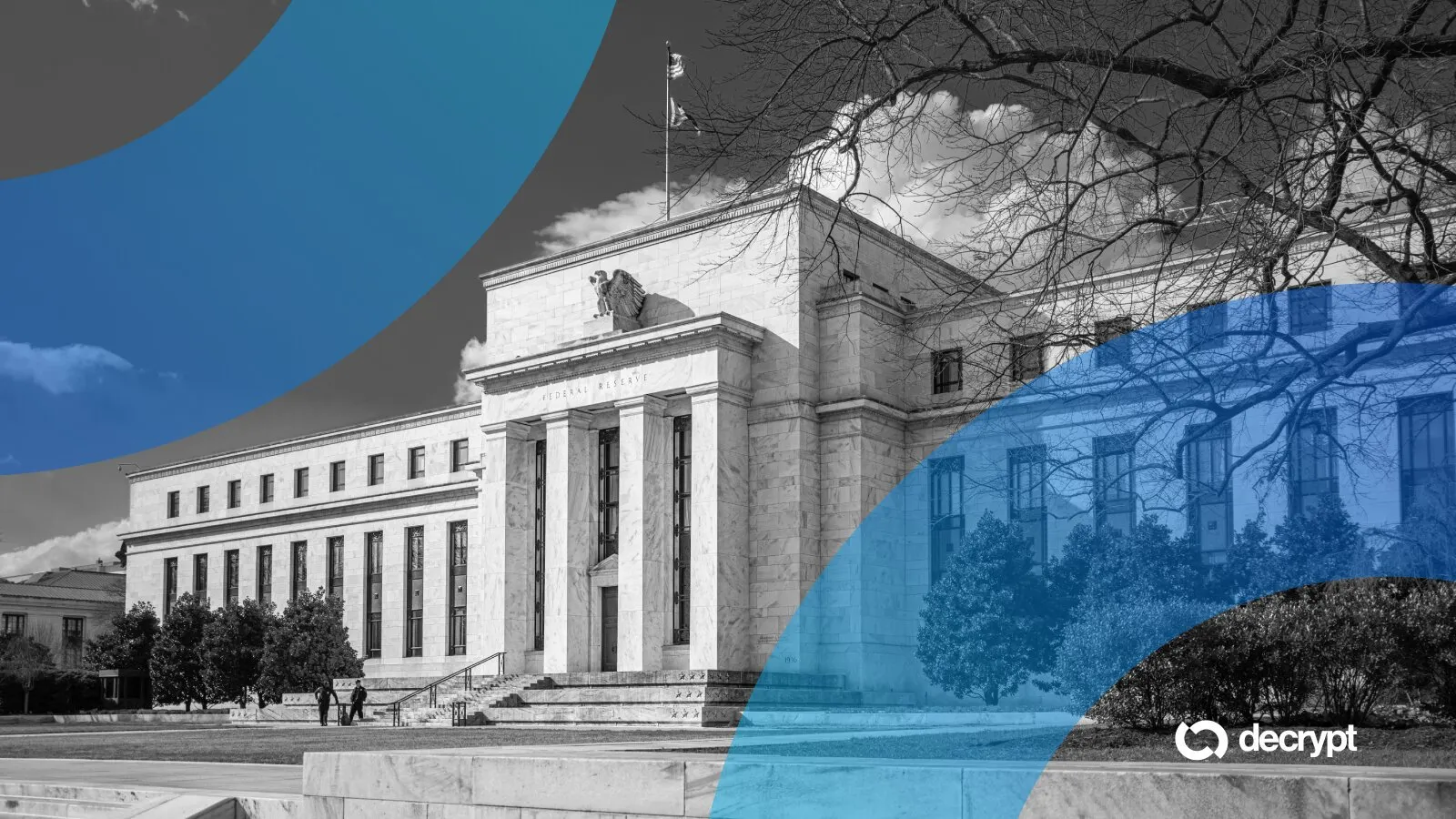 Bitcoin, Ethereum Rise After Fed Minutes Shed Light on Rate Cut Dissent