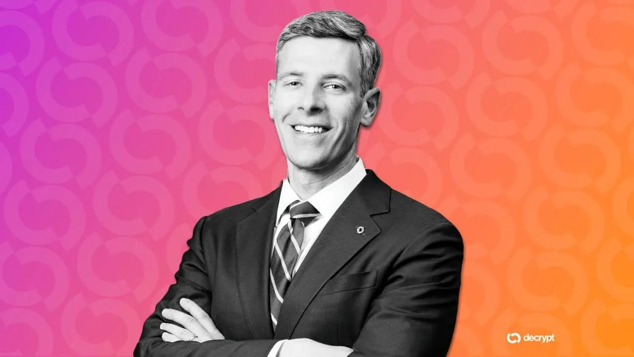 OCC Chief Plays Down Stablecoin 'Bank Run' Fears