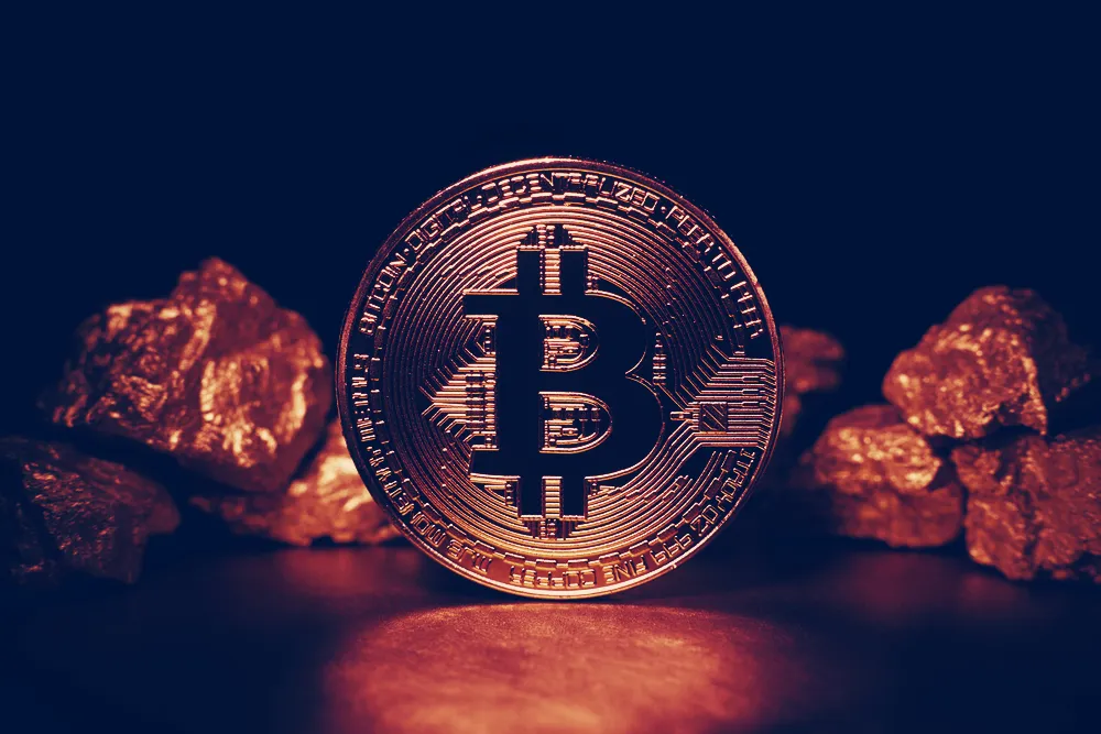 Bitcoin and gold should be treated differently, says economist. Image: Shutterstock.