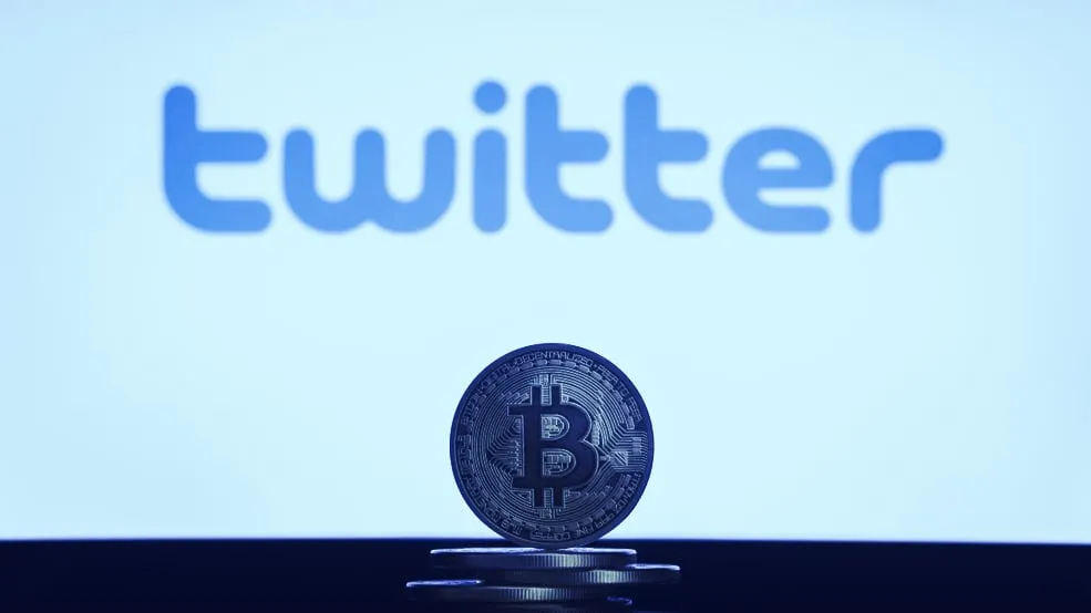 Does Trace Mayer own the Bitcoin handle on Twitter?