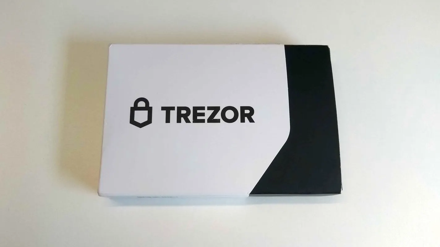 Trezor Model T Review: Buggy, odd UX but easy set up process - Decrypt