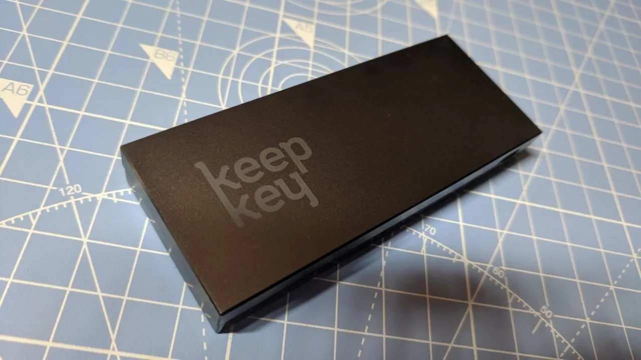 D'CENT Biometric Wallet review: Secure and simple—but some