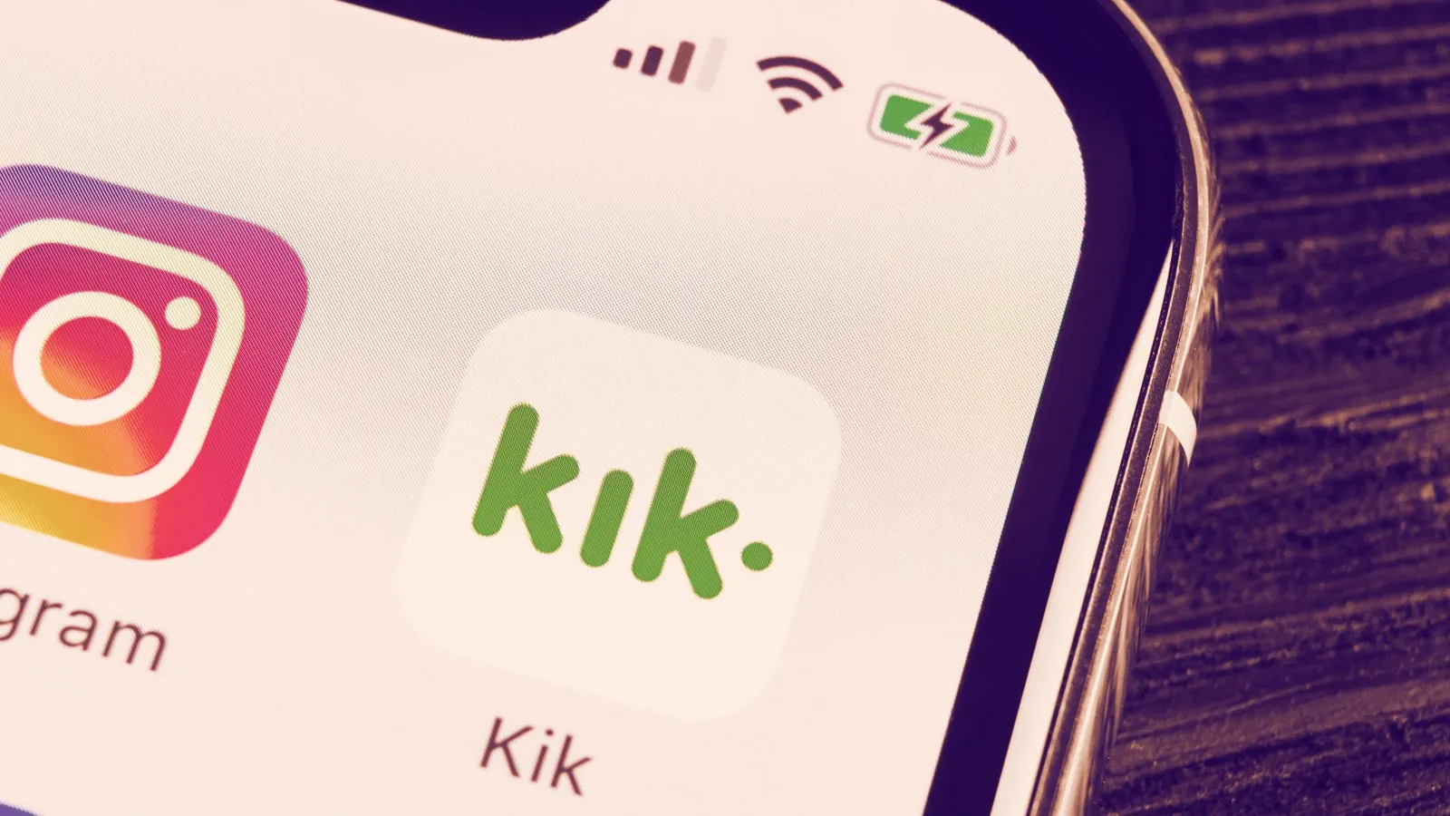 SEC files new document in Kik court case. Image: Shutterstock