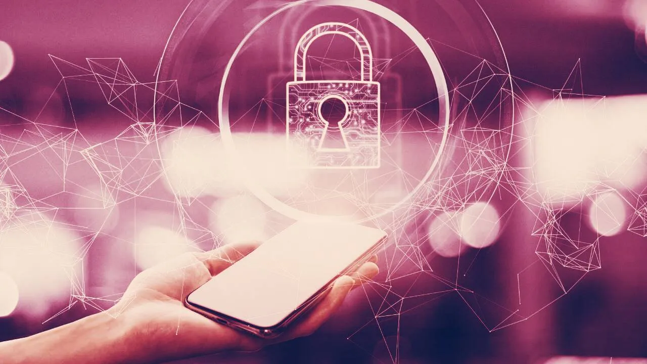 Messaging apps use end-to-end encryption to protect the content of messages (Image: Shutterstock)