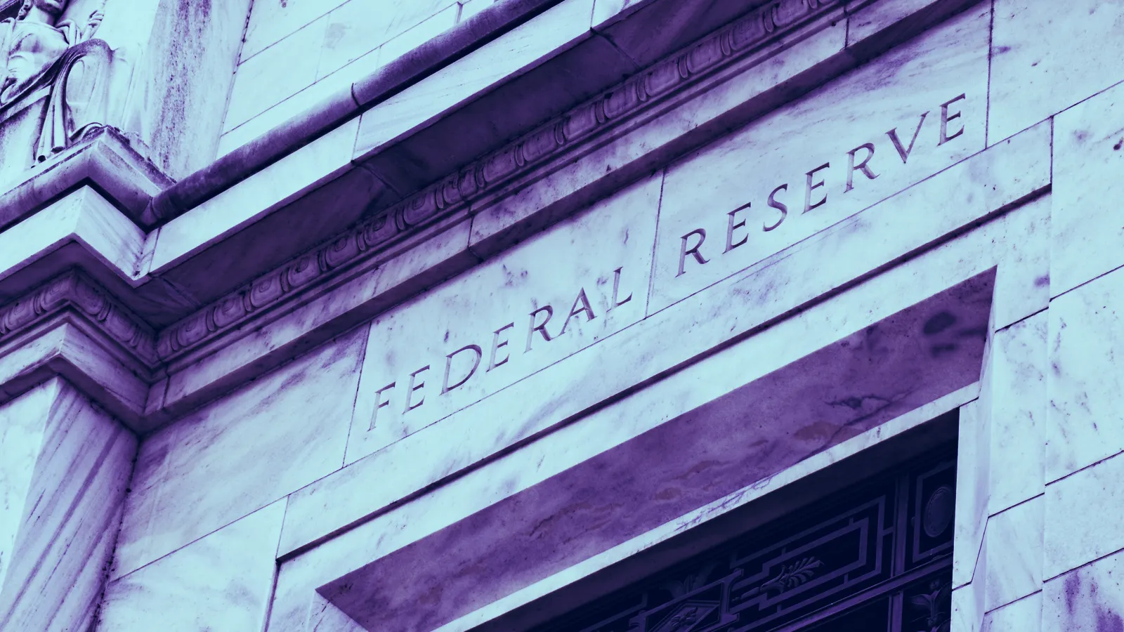 Fed buys up to $750 billion worth of ETFs. Image: Shutterstock