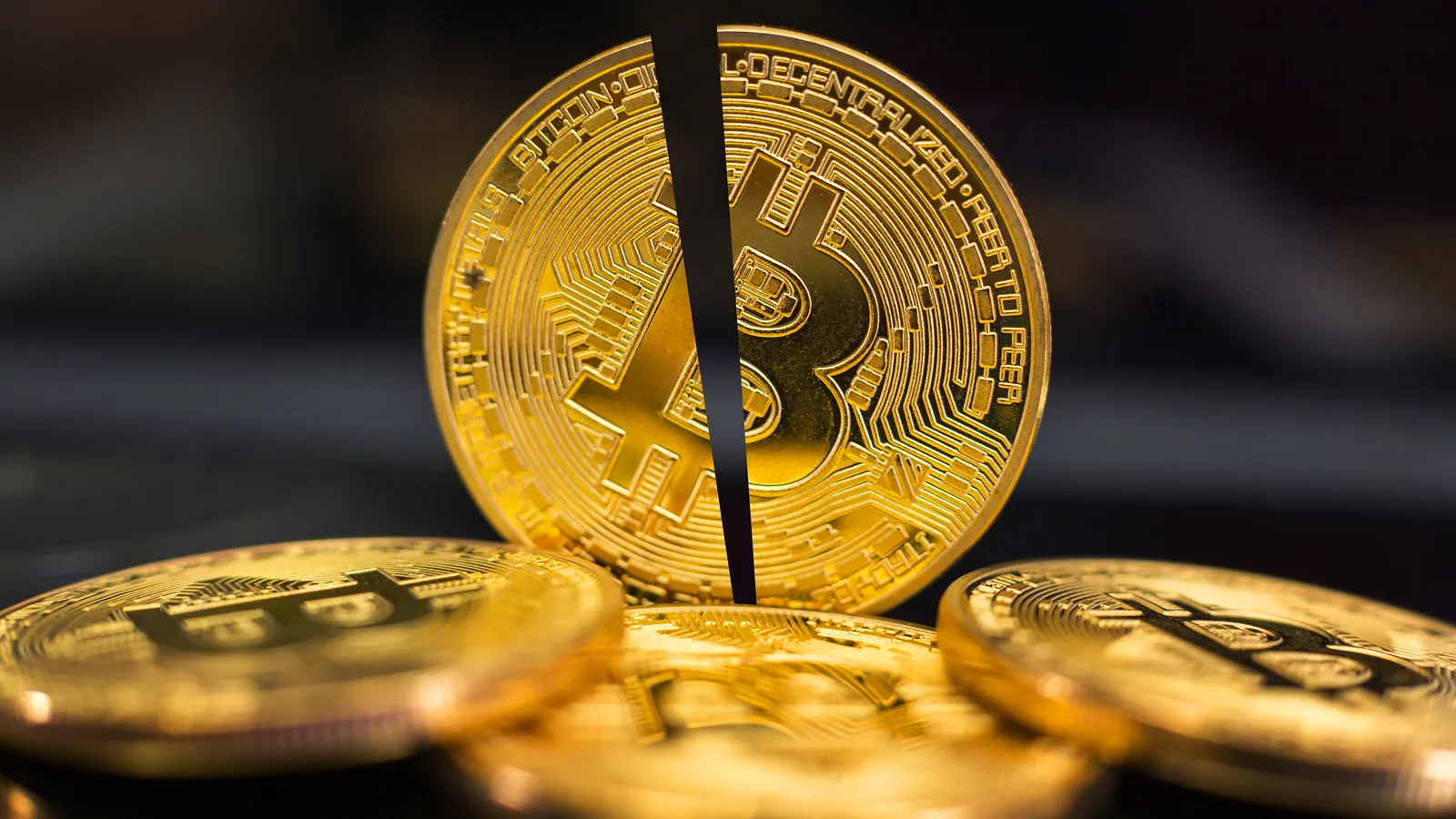 El halving de Bitcoin ocurrió ayer. Imagen: Shutterstock.