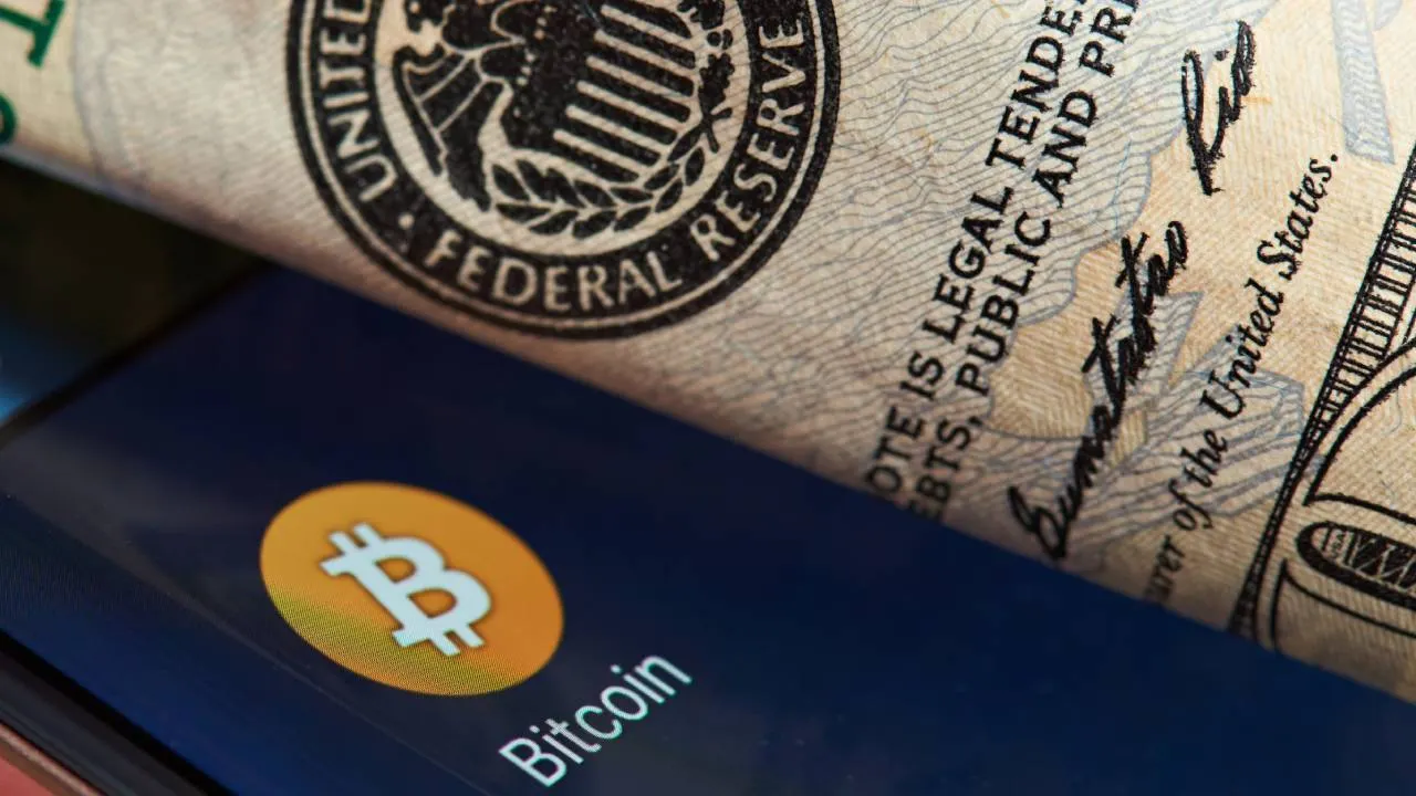 Bitcoin y los Mercados Caen Tras Divulgación de Datos de la FED