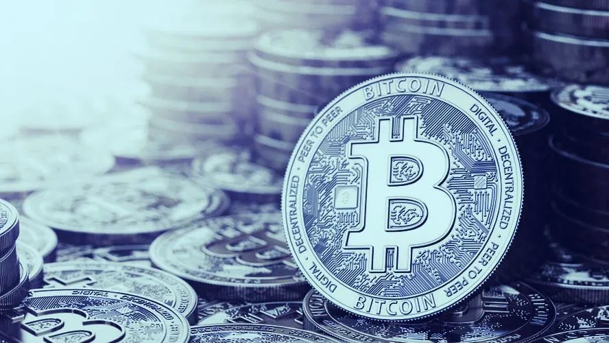Una pila de Bitcoins. Image: Shutterstock.