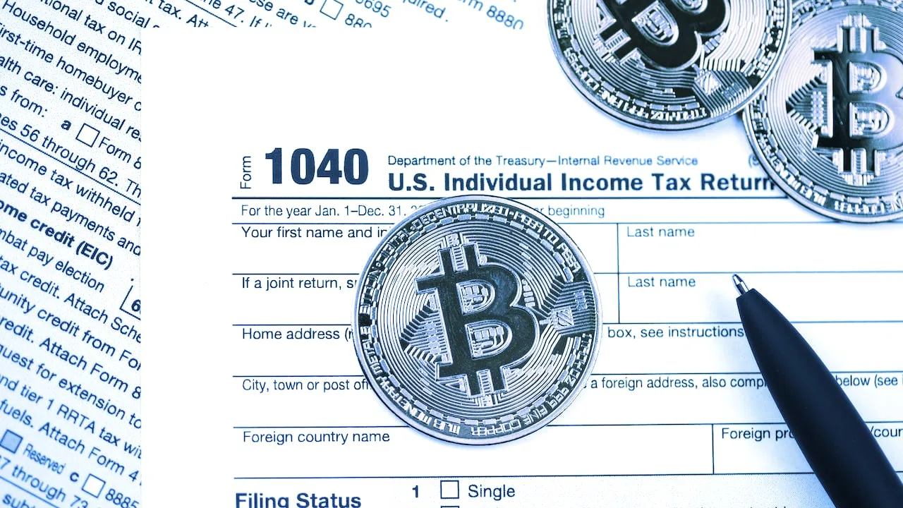 Bitcoin and cryptocurrency sales are taxable. Image: Shutterstock