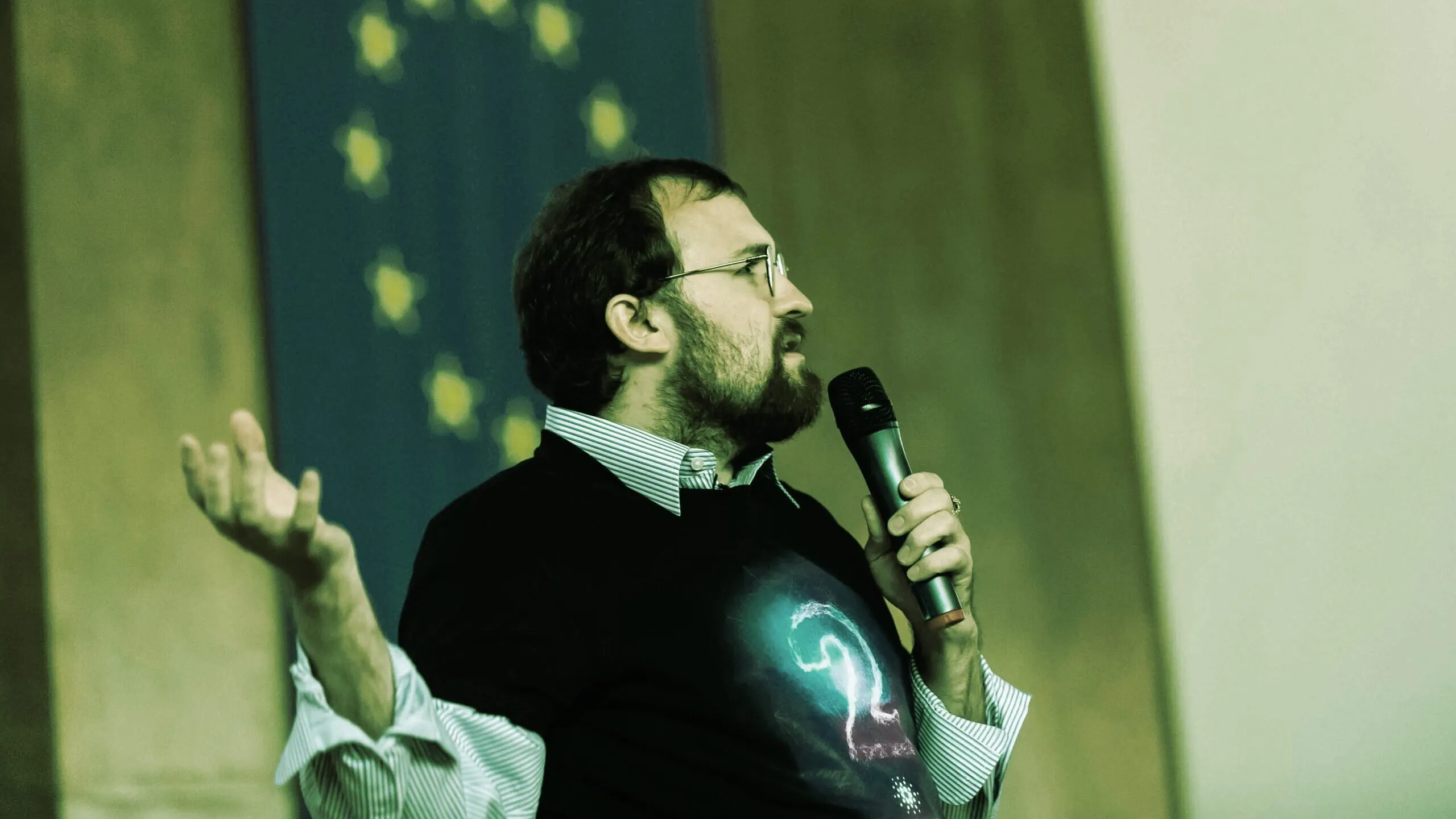 Charles Hoskinson, speaking at the Cardano Summit in Bulgaria in 2019. Image: Decrypt.