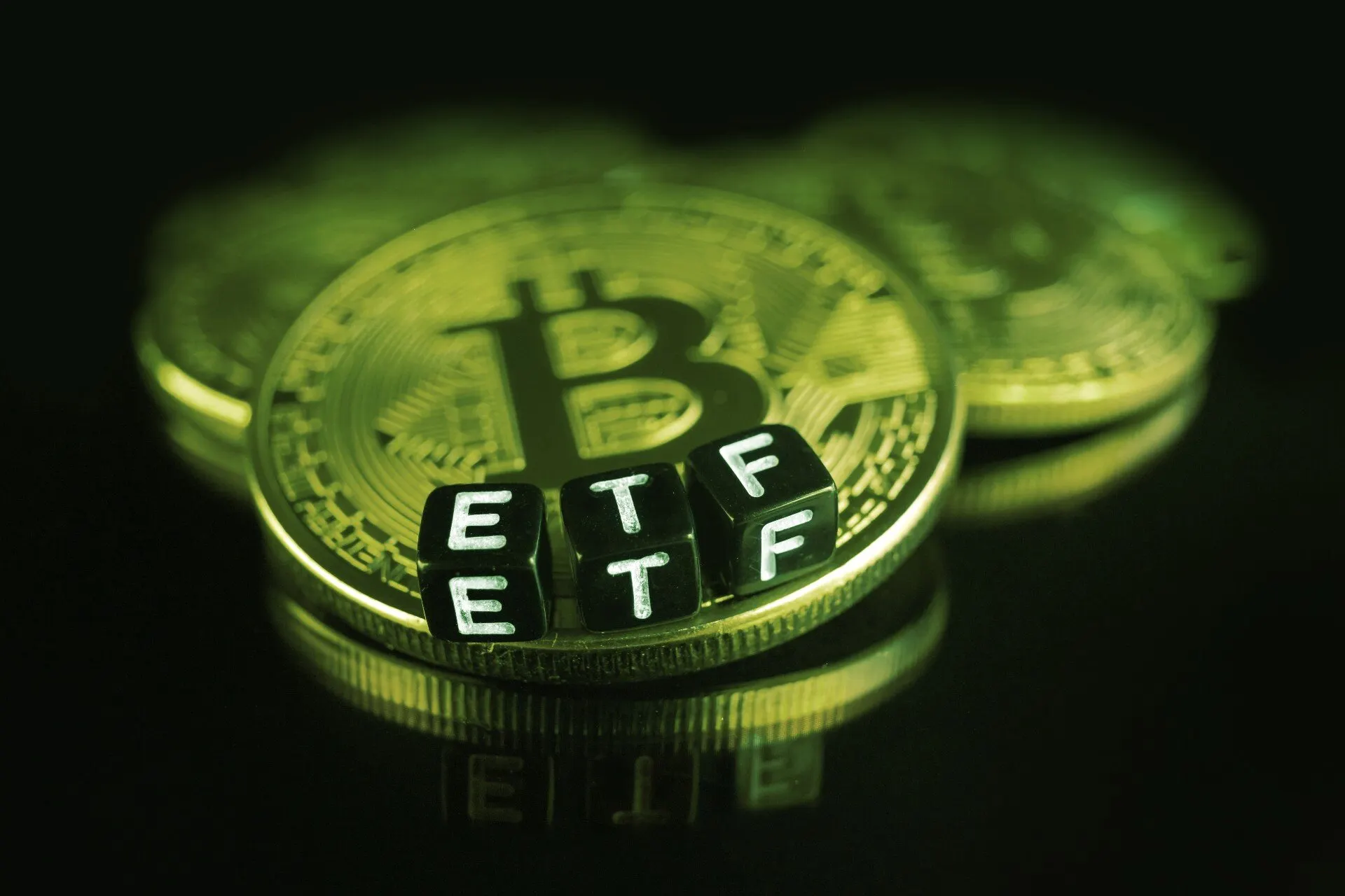 American investors are still waiting for a Bitcoin ETF. Image: Shutterstock