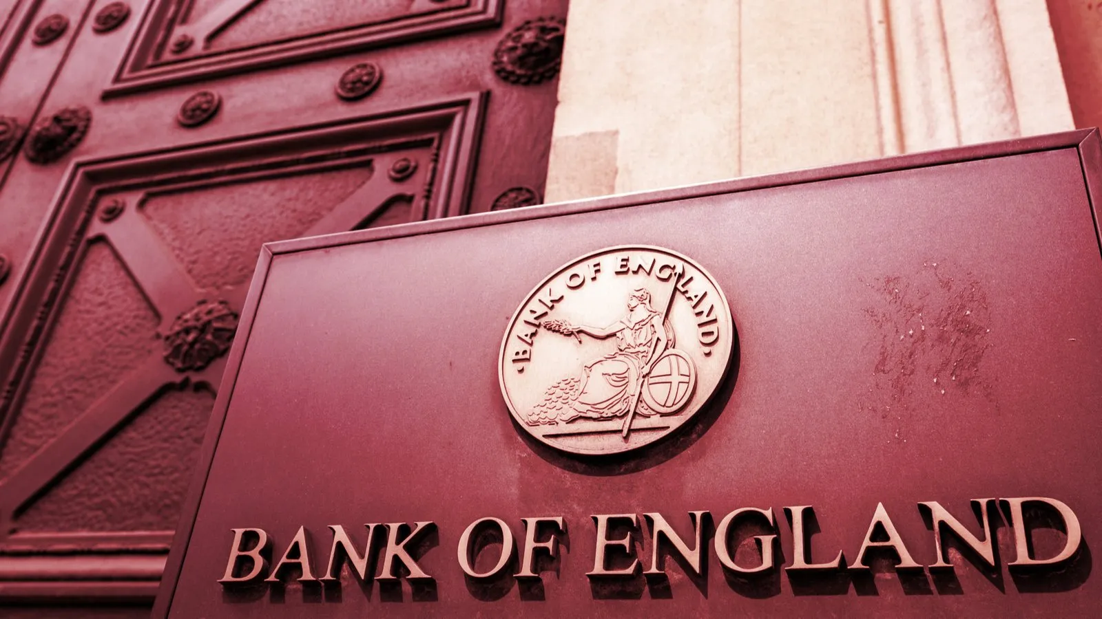 Los banqueros centrales del Reino Unido son bajistas con respecto a las criptomonedas. Imagen: Shutterstock