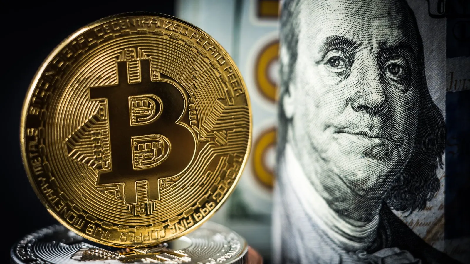 Bitcoin and the U.S. dollar. Image: Shutterstock