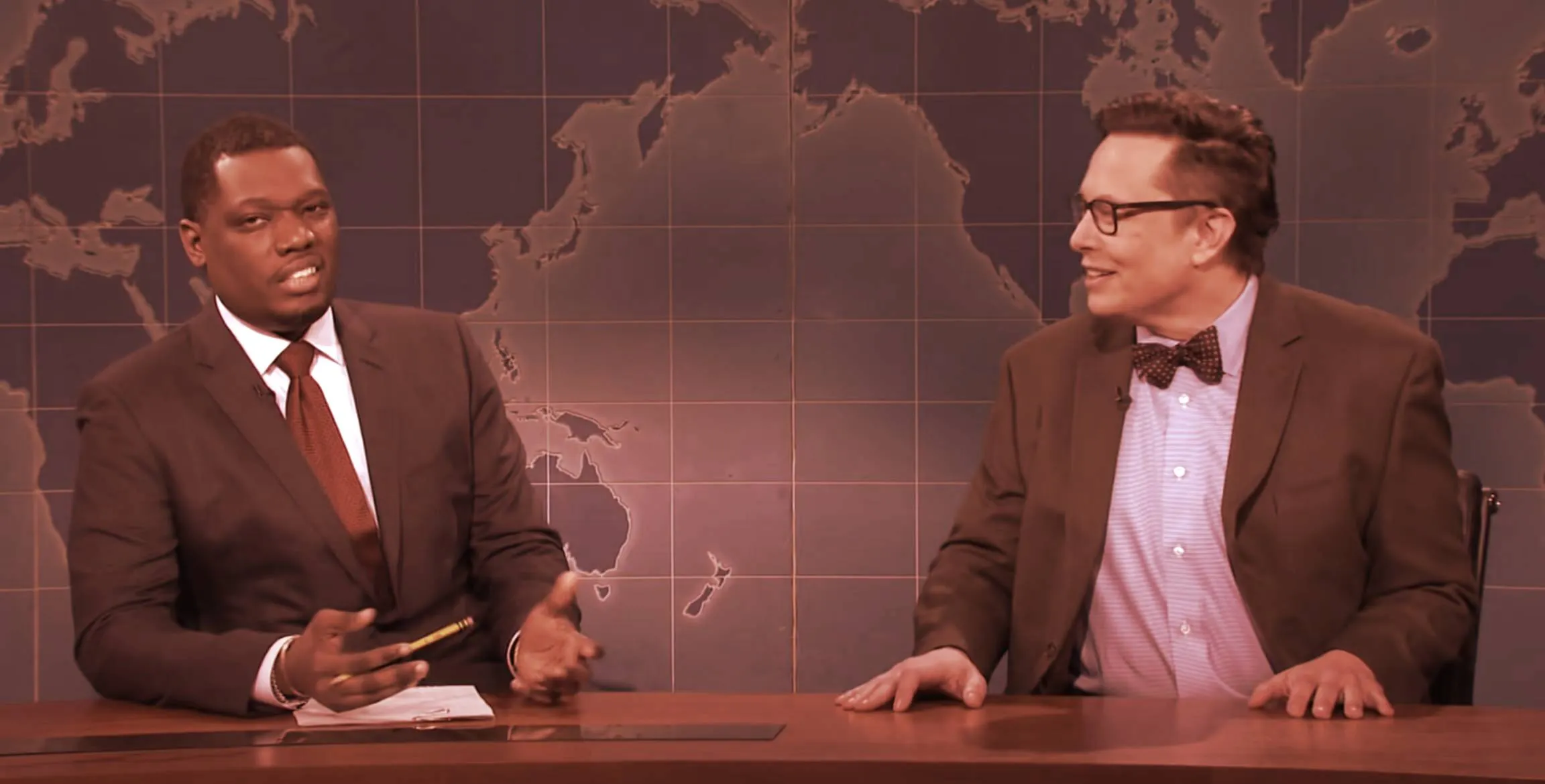 Elon Musk interpretando al experto en finanzas "Lloyd Ostertag" en Saturday Night Live “Actualización del fin de semana" el 8 de mayo. (YouTube)