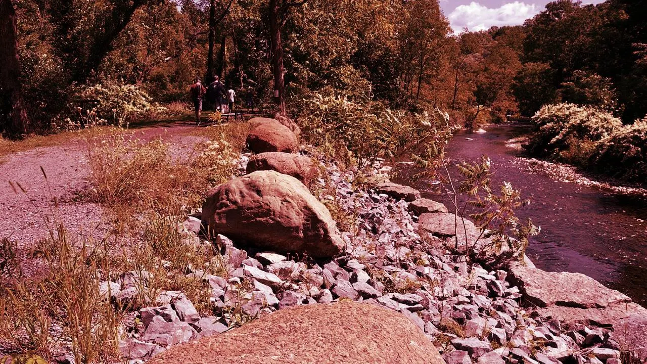 The Keuka Outlet Trail, Seneca Lake. Image: Shutterstock