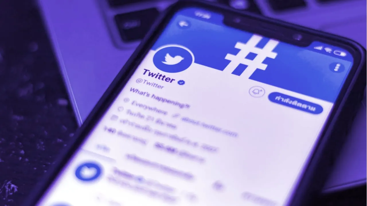 Twitter has a blue check. Image: Shutterstock