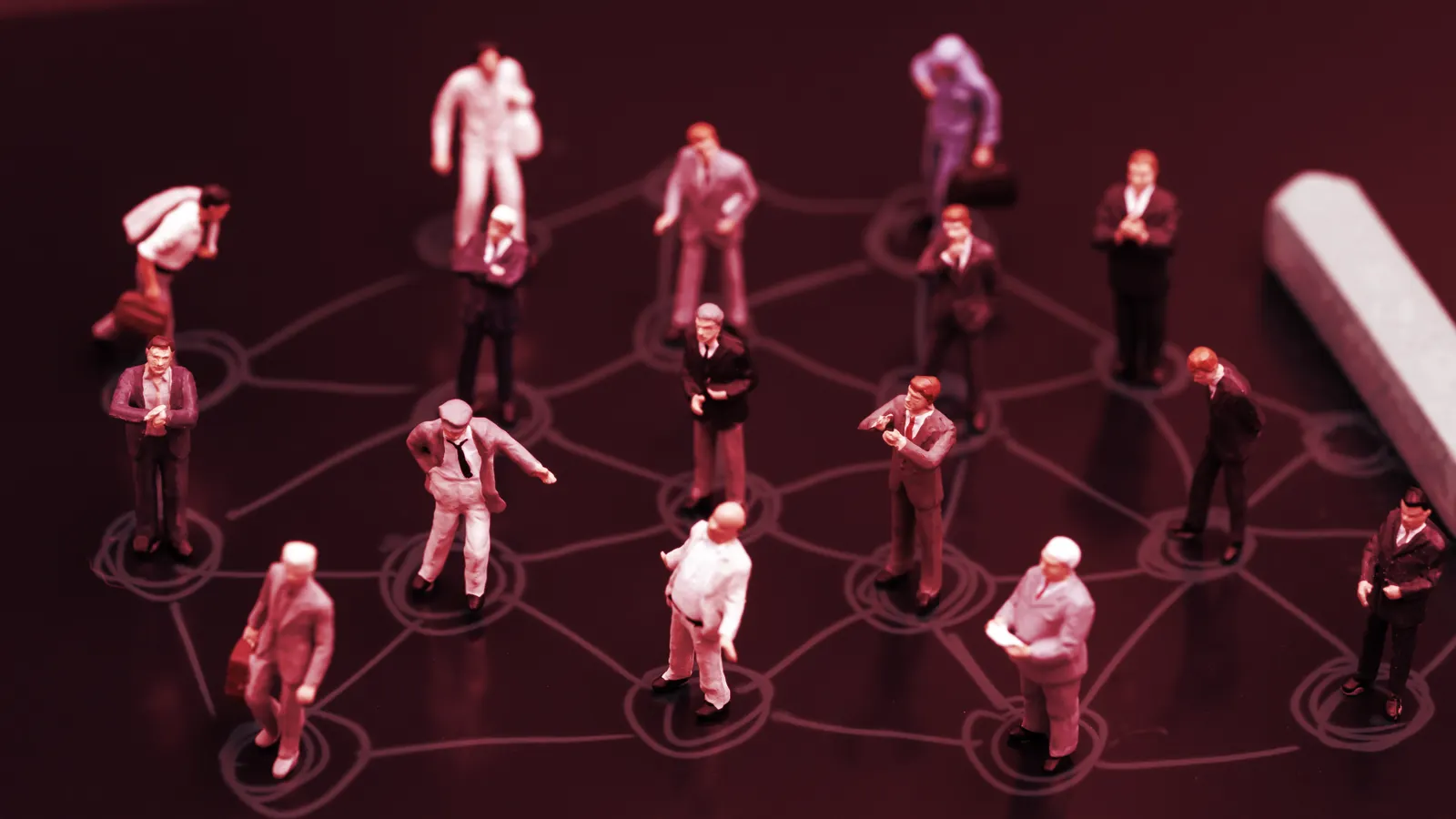 DAOs stand for decentralized autonomous organizations. Image: Shutterstock