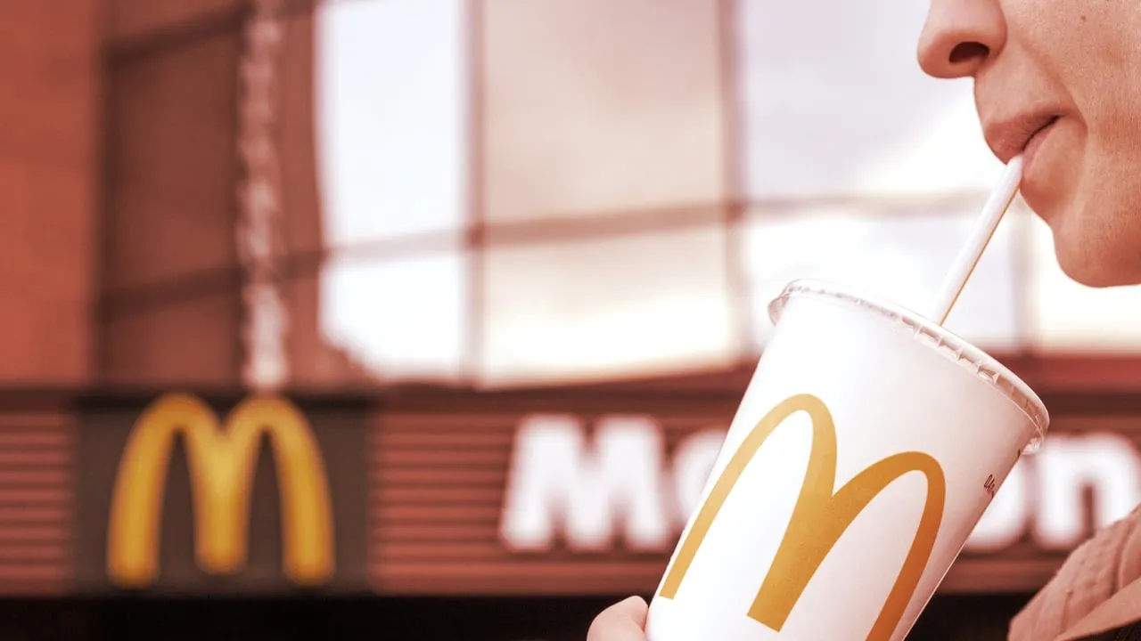 Criptomonedas de Grimacecoin Suben Hasta 120.000% Tras Tuits de Elon Musk y McDonald's. Image: Shutterstock