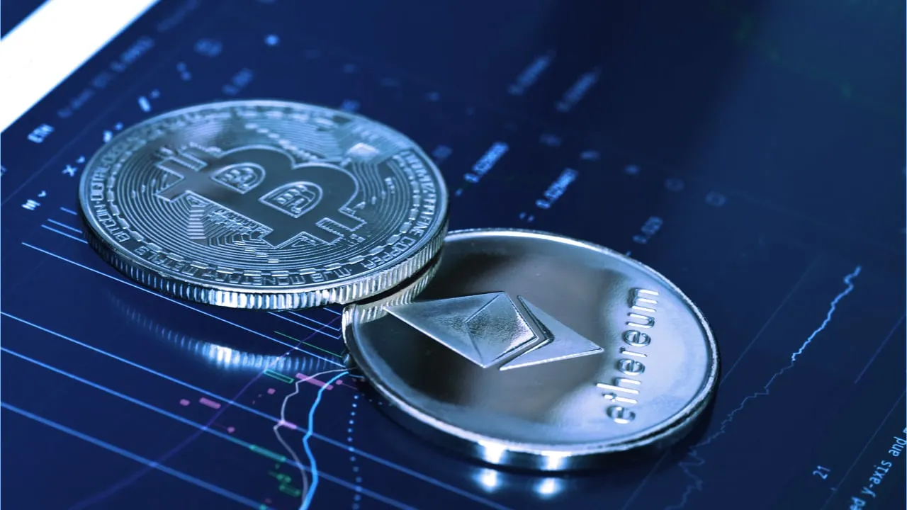 BTC and ETH. Image: Shutterstock