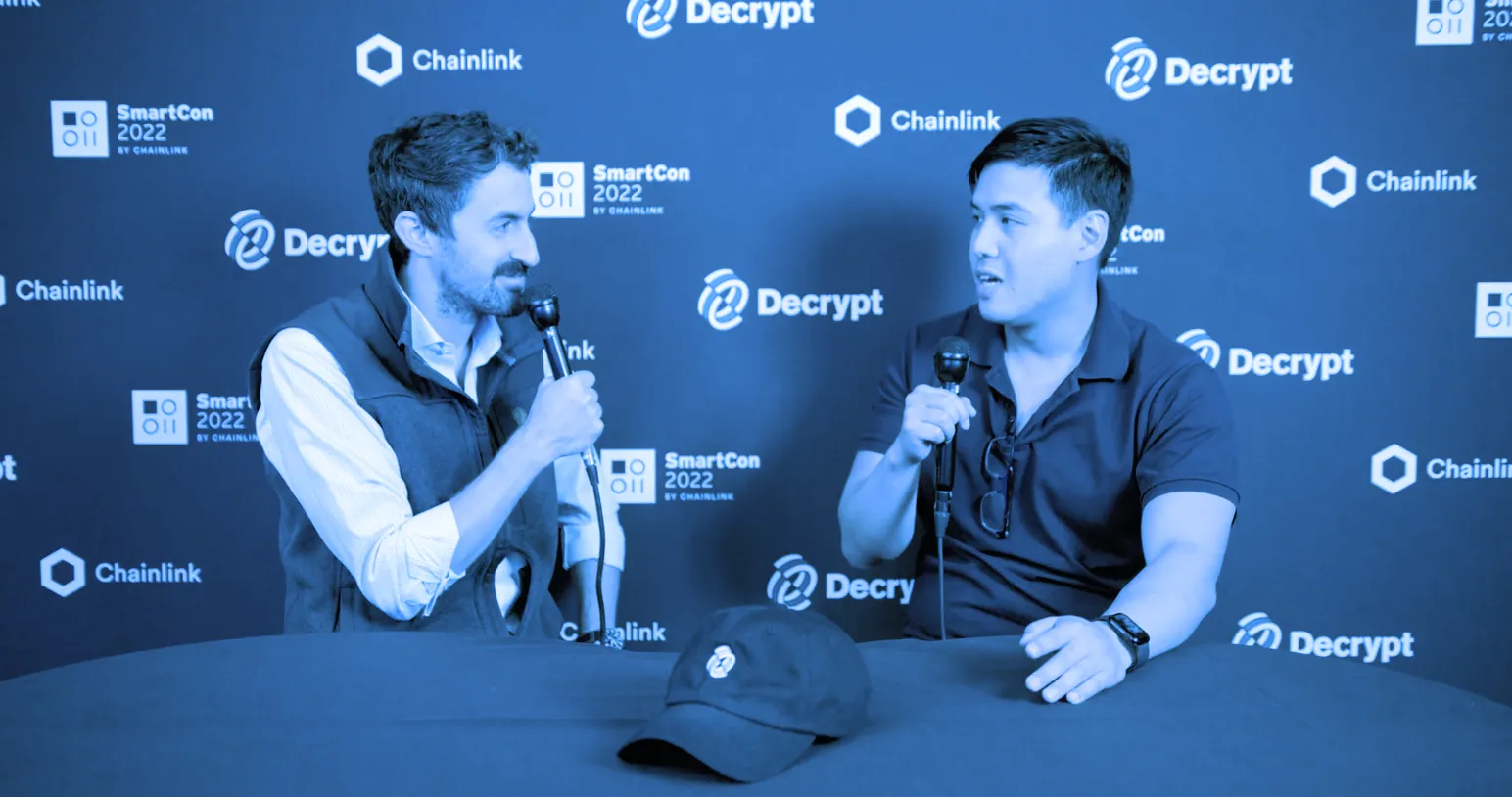 El director general de la Fundación Fantom, Michael Kong, habla con Dan Roberts de Decrypt en la Chainlink SmartCon de Nueva York.