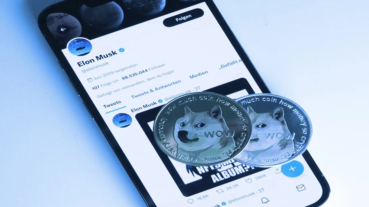 Musk has hinted at adding crypto payments to Twitter. Image: Shutterstock.