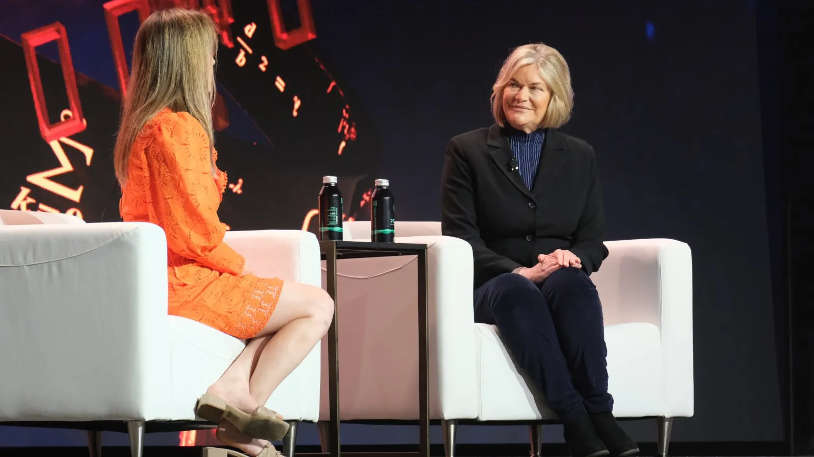 From L to R: Chamber of Digital Commerce founder and CEO Perianne Boring and U.S. Sen. Cynthia Lummis (R-WY) at the Bitcoin 2023 conference in Miami. Source: André Beganski/Decrypt
