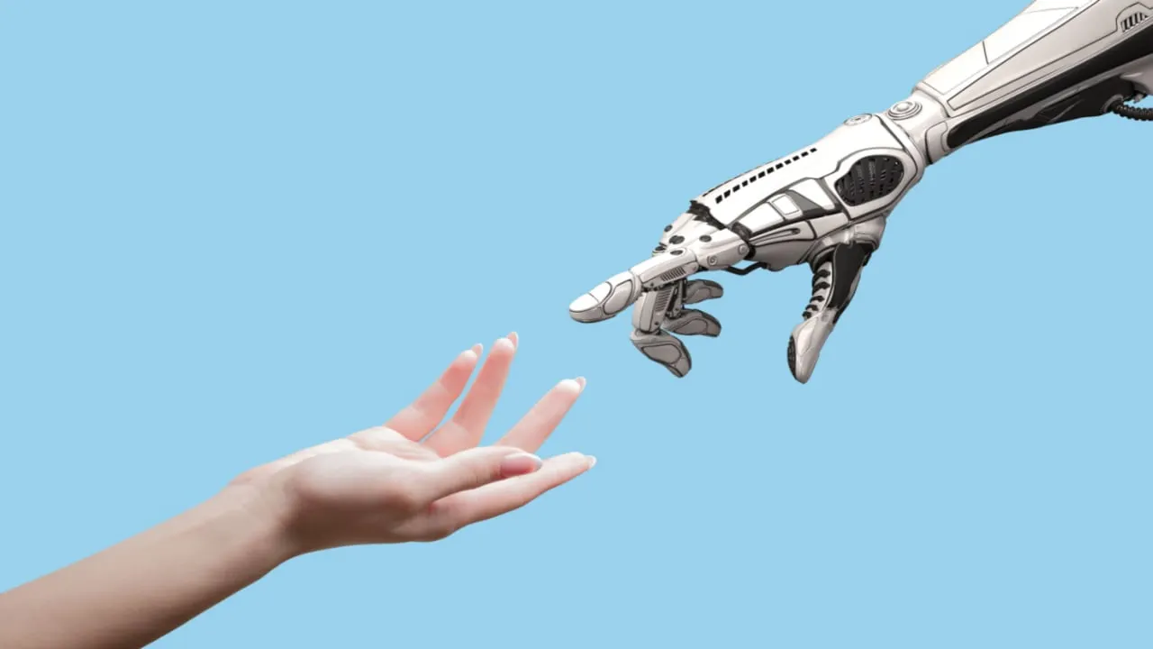 Human and AI interactions will play a key role in the digital economy. Image: Shutterstock.