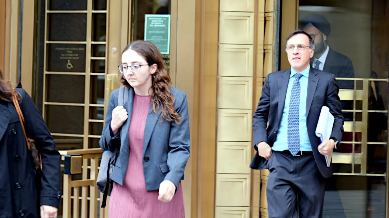 Former Alameda Research CEO Caroline Ellison leaves the courthouse after her first day of testimony in the trial of FTX founder Sam Bankman-Fried. Photo: André Beganski/Decrypt