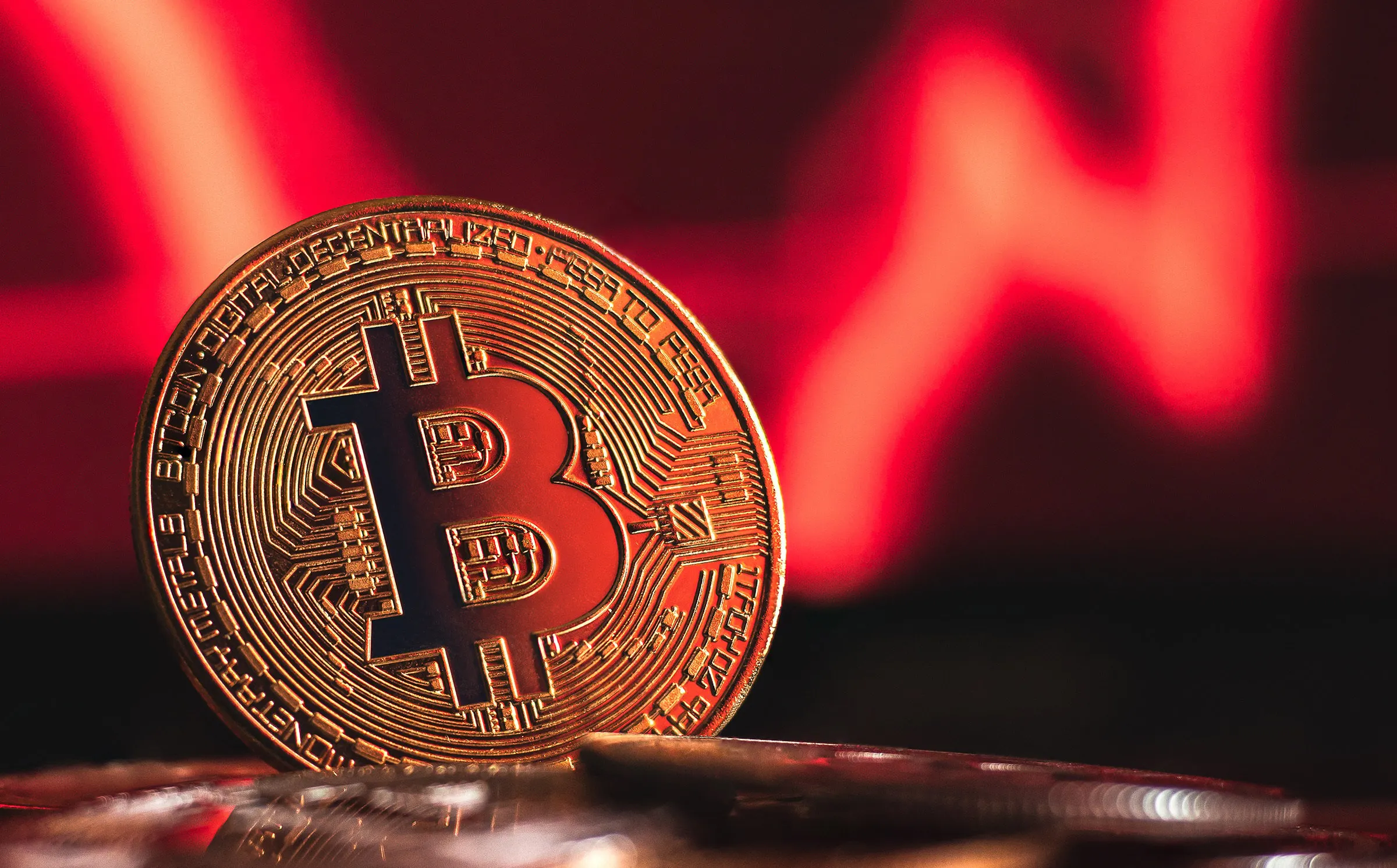 Bitcoin in the red. Image: Shutterstock