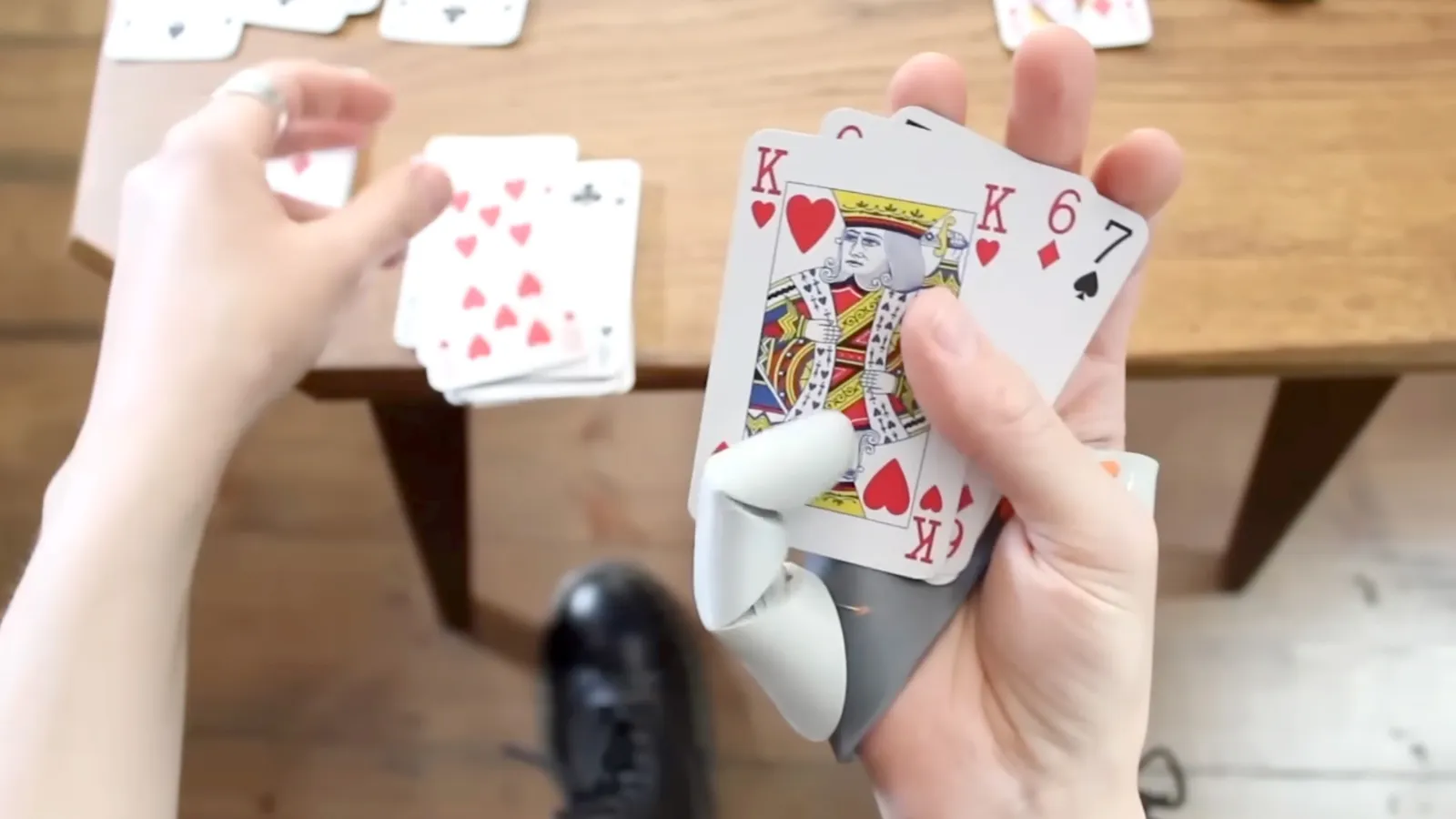 Playing cards with the Third Thumb