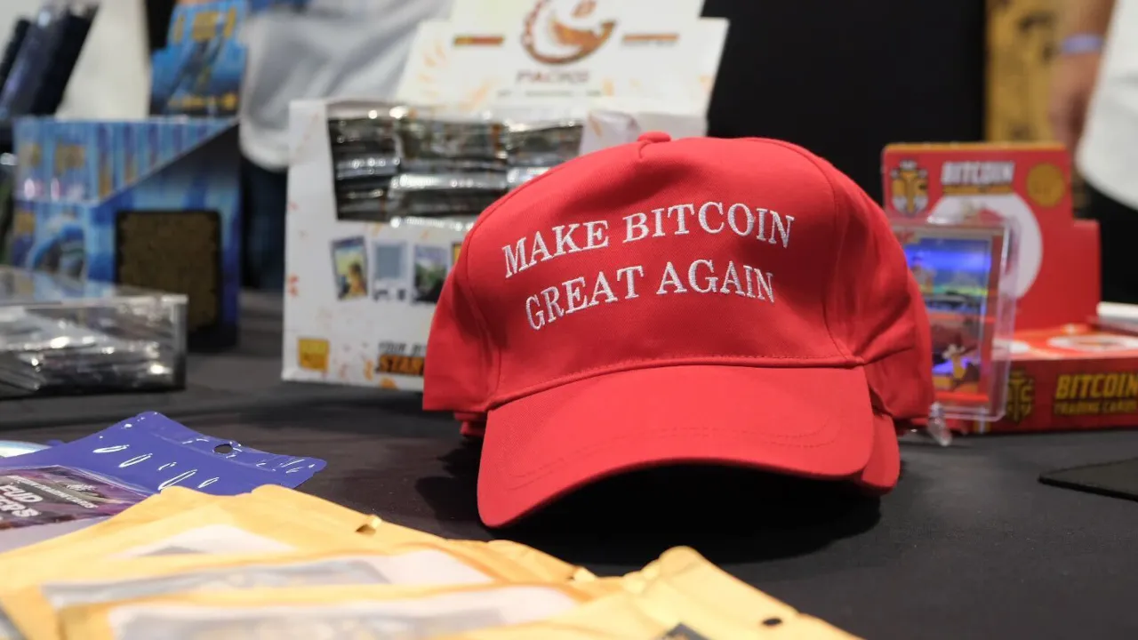 Bitcoin 2024 is showing Trump vibes from the start. Photo: André Beganski/Decrypt