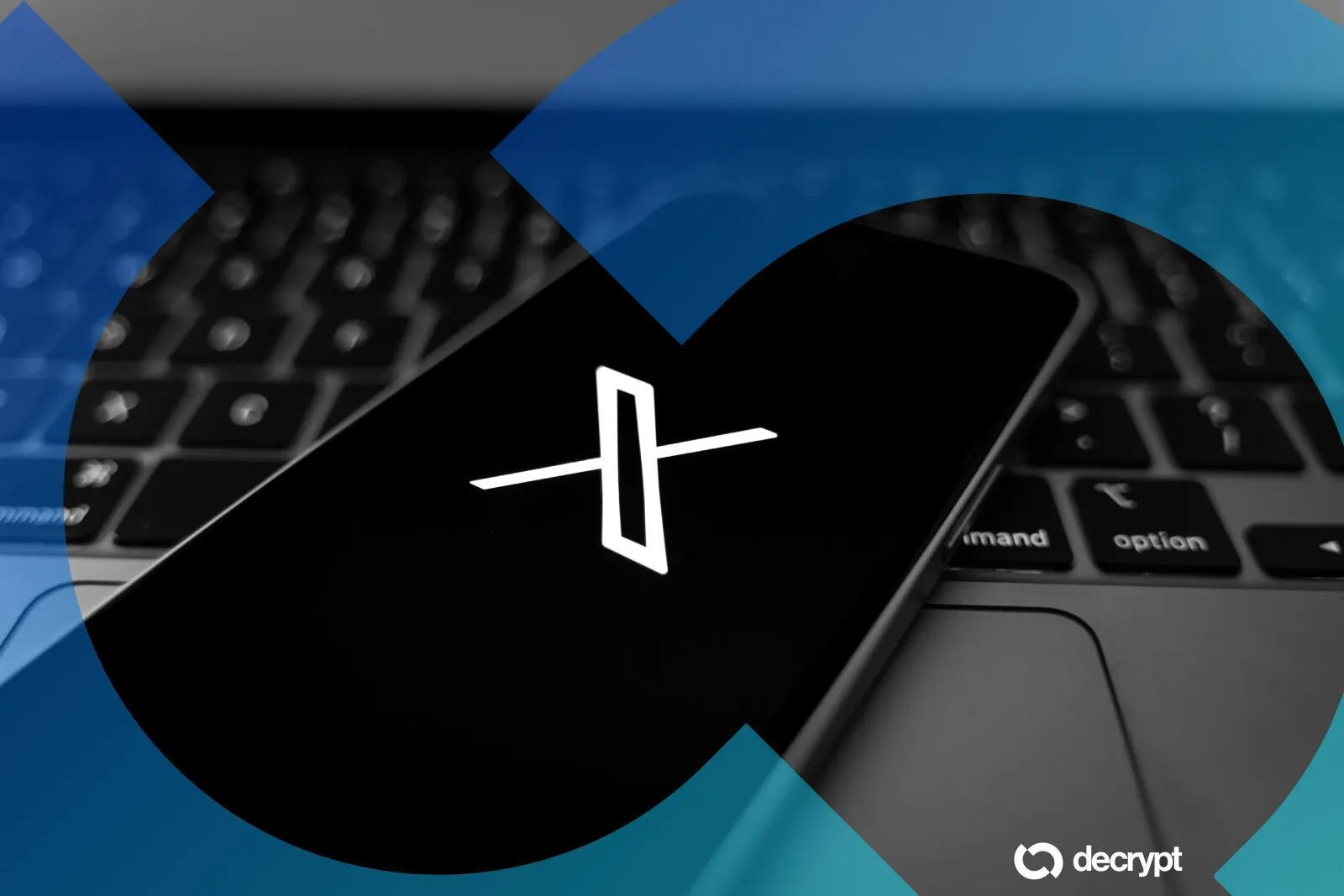 Social media platform X's logo on a smartphone. Image: Decrypt/Shutterstock