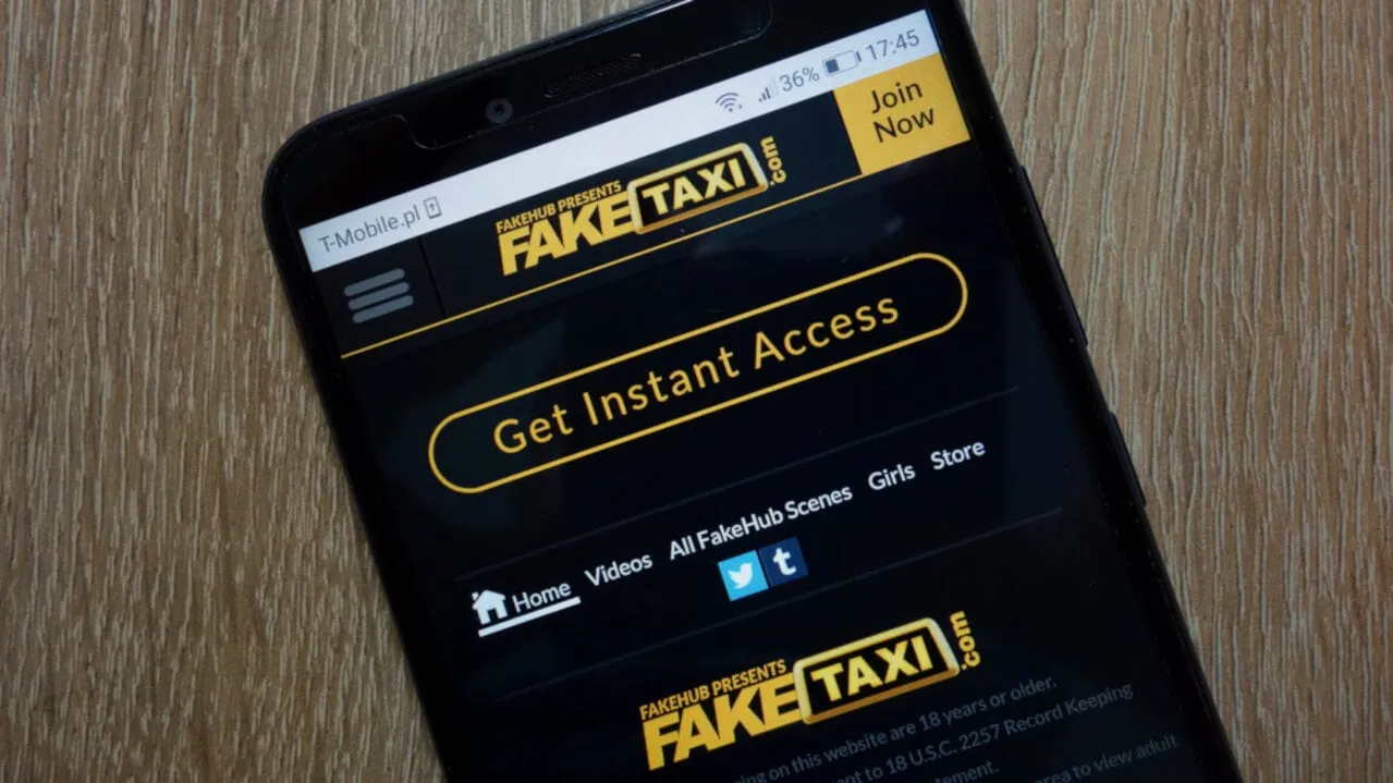 Fake Taxi. Image: Shutterstock