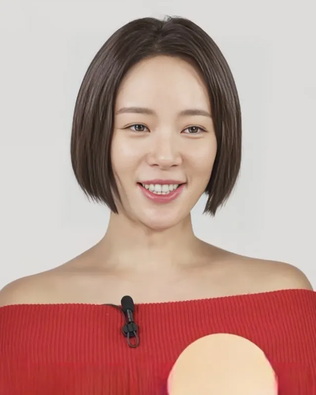 South Korean Actor Hwang Jung-eum Faces Backlash for Embezzling $3 Million to Buy Crypto