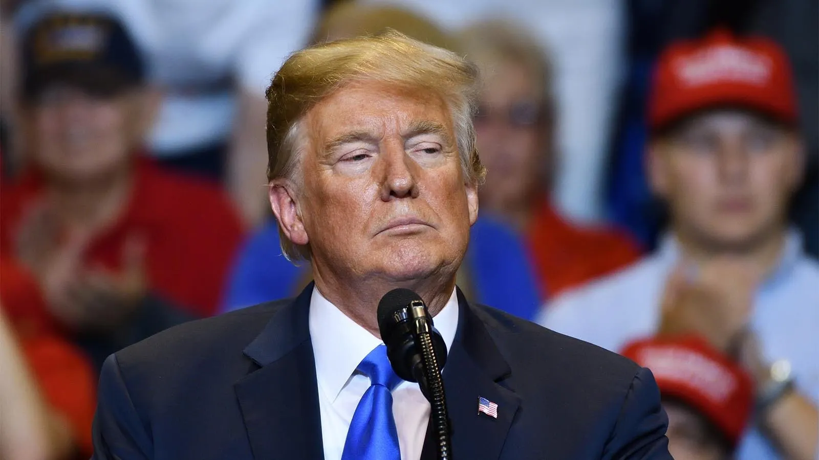Bitcoin Price Stable at $95K as Stocks Fall Amid Trump Grumbles