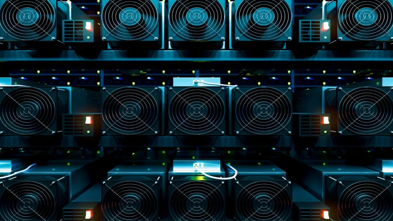 Malaysian Police Seize Bitcoin Mining Machines in Illegal Operation