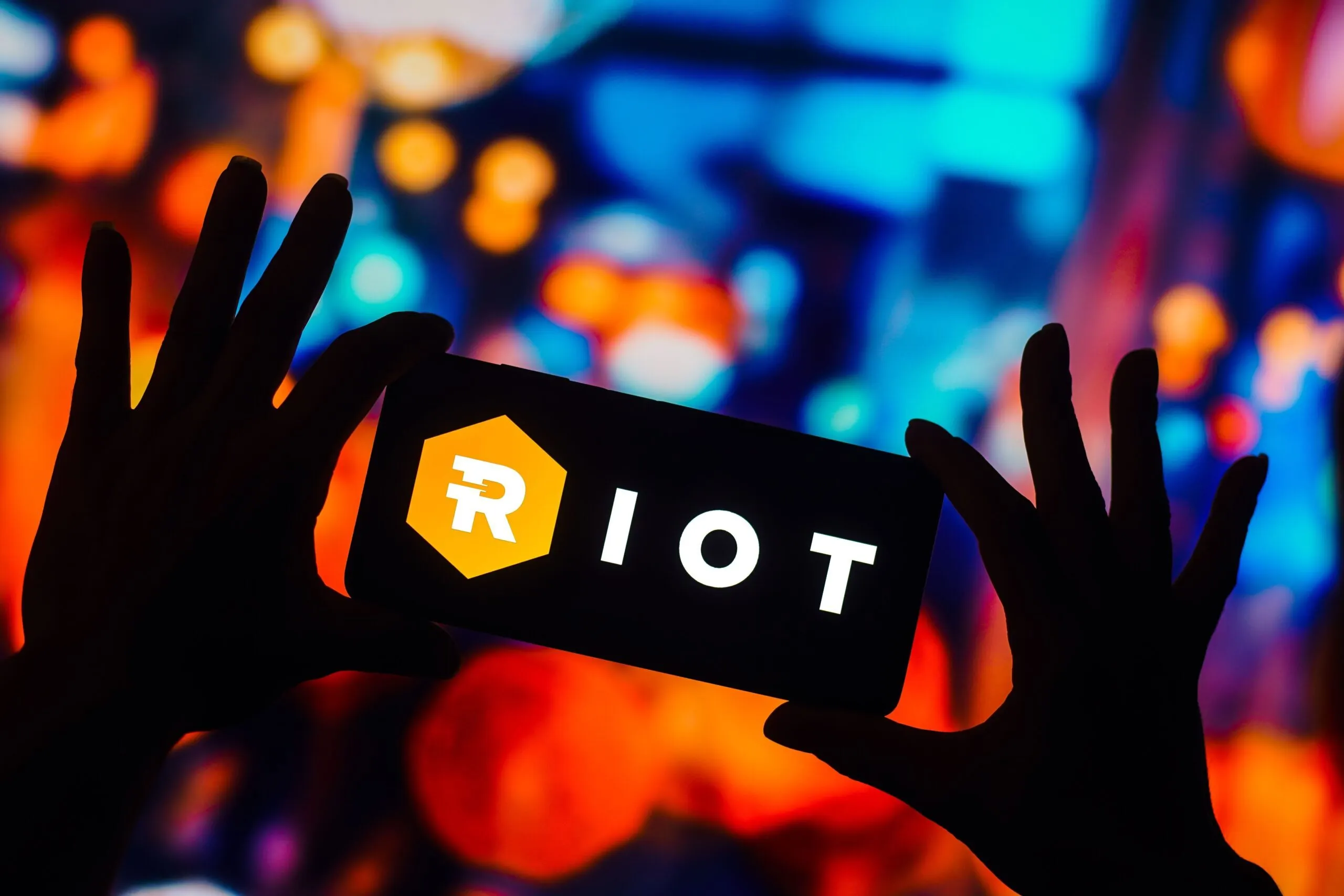 Bitcoin Miner Riot Platforms Boosts Revenue in Q1
