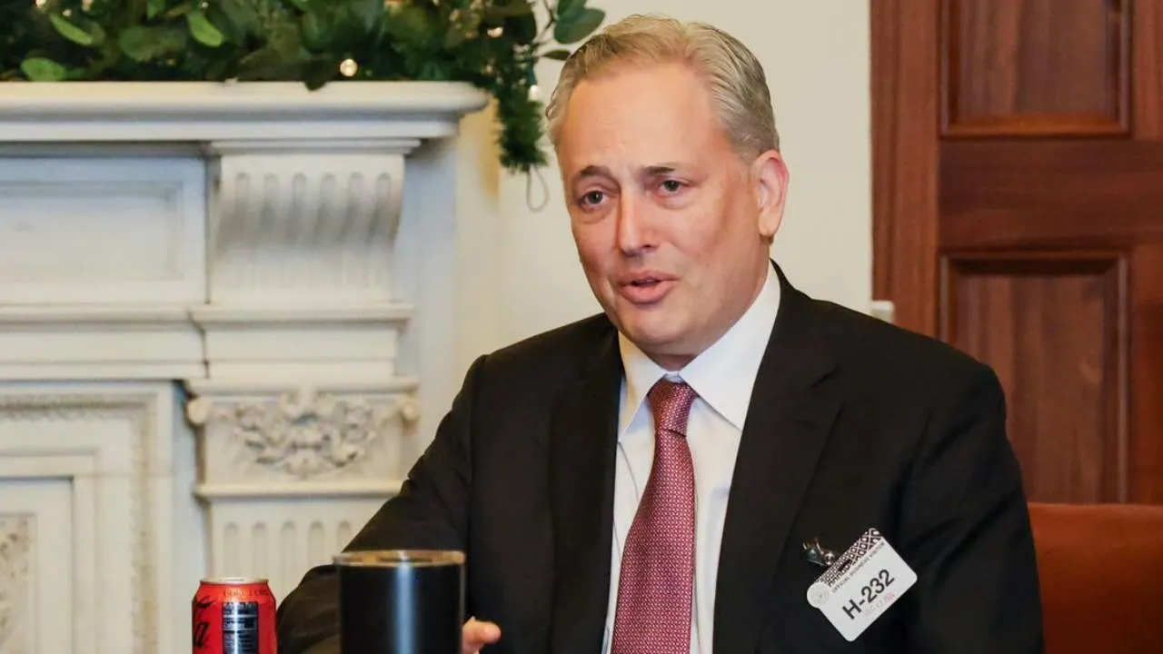 David Sacks Outlines Trump Administration's Pro-Crypto Policies During Bitcoin 2025