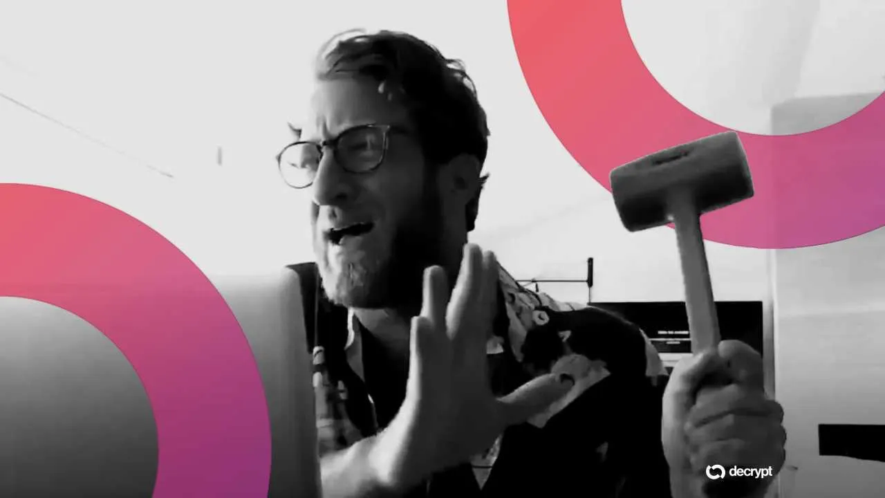 Dave Portnoy Gripes About Fumbling XRP Bag Before All-Time High Surge